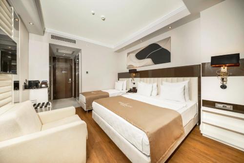 アランヤにあるSerenity Queen Hotelのギャラリーの写真
