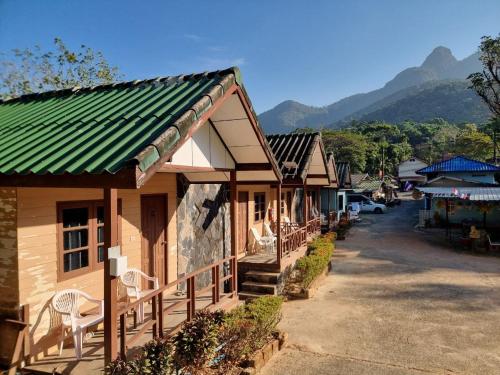 Nespecifikovaný výhled na hory nebo výhled na hory při pohledu z hotelu