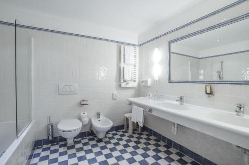 Ένα μπάνιο στο Hotel Kreuzberg Monte Croce
