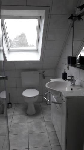 Koupelna v ubytování Haus Hansen
