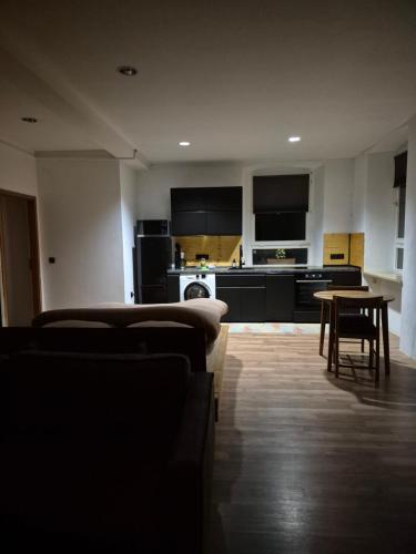 Televisyen dan/atau pusat hiburan di Apartment #1