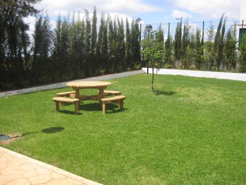 Κήπος έξω από το Hotel Sierra Luz