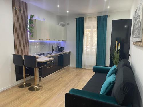 Jacuzzi Suite - Elegant Retreat in Conca D'oro