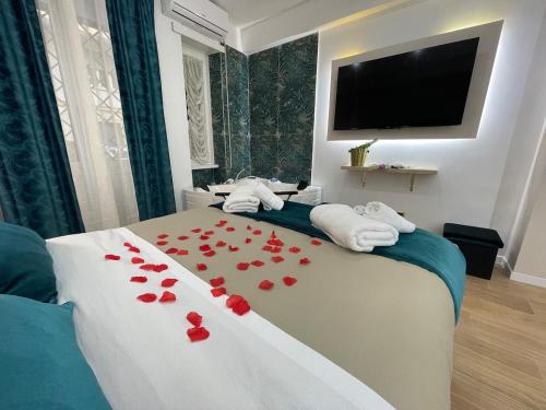 Jacuzzi Suite - Elegant Retreat in Conca D'oro