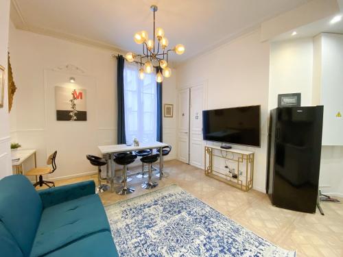 Urban Flat 72 - Pretty 3 Bedroom Flat - Triangle d Or