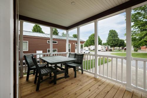 Μπαλκόνι ή βεράντα στο Sun Outdoors Pigeon Forge