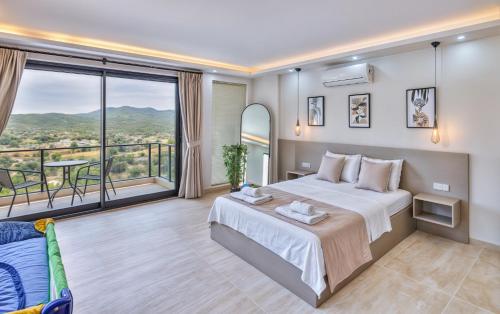 Ένα ή περισσότερα κρεβάτια σε δωμάτιο στο Villa Ayşena - Doğanın Kalbine Küçük Bir Kaçamak