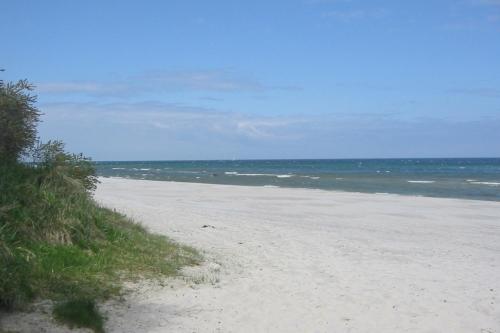 Imagen de la galería de Ferienhaus Strandlatscher Ferienwohnung 02, en Wiek auf Rügen