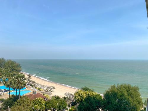 Billede fra billedgalleriet på Seaview & Mountainview Private Condo Room, Cha-am i Cha Am