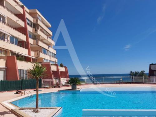 4 PERS, 1 CHAMBRE, PLAGES ET COMMERCES A PIED