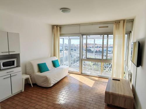 Studio cabine 20m de la plage avec parking - Cap d'Agde - FR-1-607-71