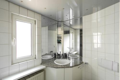 Picture of Penthouse-Maisonette - City Center, Highspeed Internet, Garage, Worms ...