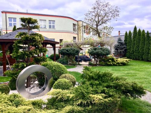 Κήπος έξω από το Apartamenty i pokoje „Pod Jedynką”