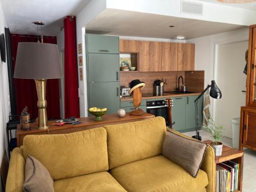 Proche Vieux-Port Mucem et plage T2 avec terrasse