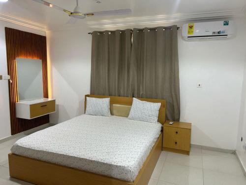 Mobile Doctors Chamber and Hall Apartments