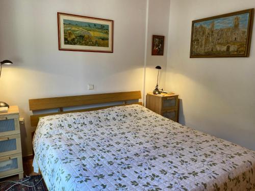 Ένα ή περισσότερα κρεβάτια σε δωμάτιο στο Georgia Psatha