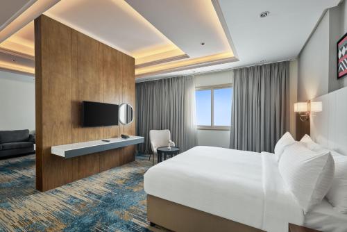 Μια τηλεόραση ή/και κέντρο ψυχαγωγίας στο Nur Al Naseem by Makarem