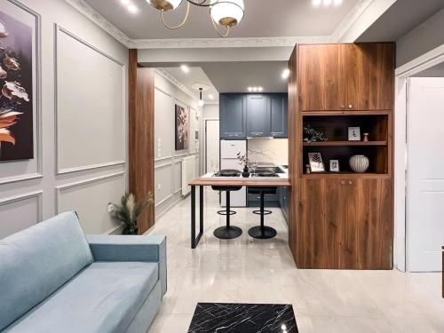 Homevision - Nido Blu - Central Luxury Apartment