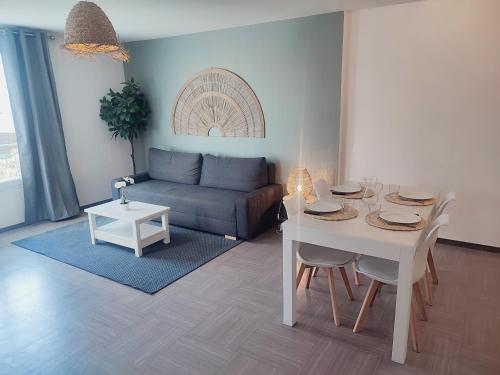 Le Familial - T3 piscine, climatisation & balcon