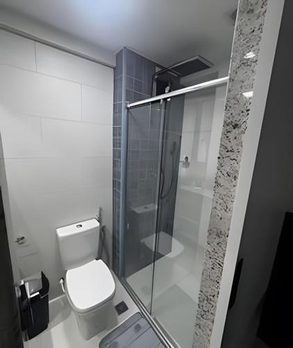Bilik mandi di Apartamento no 9º Andar com Vista Privilegiada para o Mar