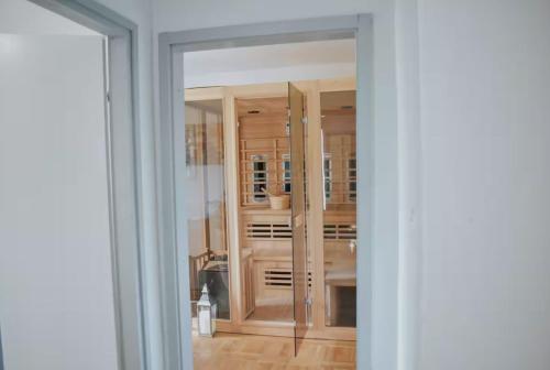 Ένα μπάνιο στο House Mili