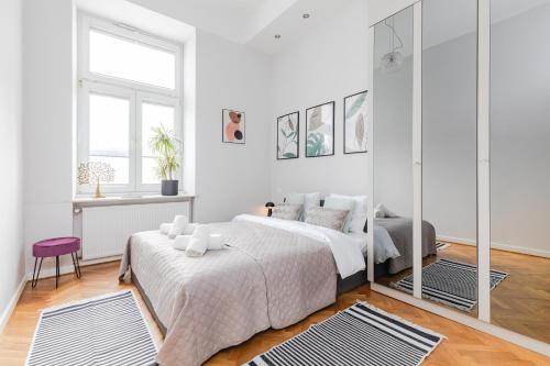 Apartament Smolna, Centrum