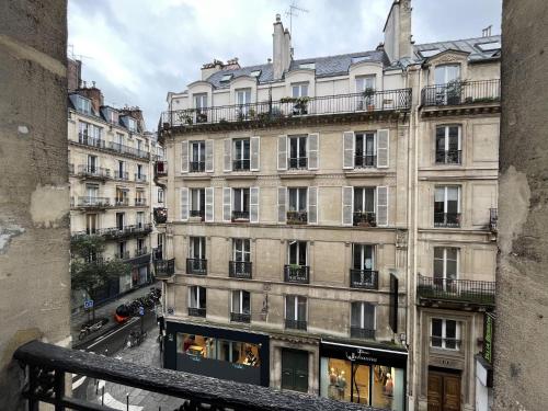 Urban Flat 17 - Pretty 3 BDR Flat in Paris Montorgueil