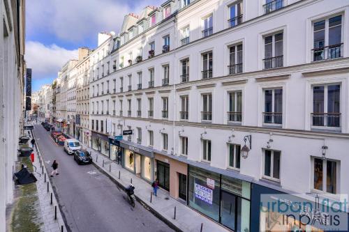 13 Luxury Flat eiffel design 2