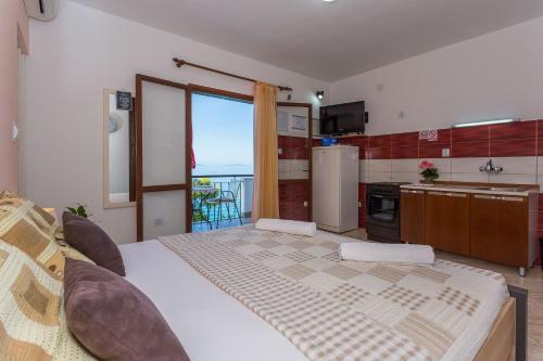 Dapur atau dapur kecil di Apartment Verica