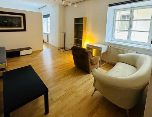 Wohnung mit einem Schlafzimmer mit Trennwand