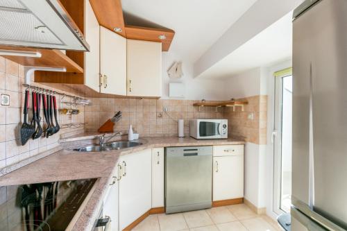 Apartments by the sea Trogir - 23836