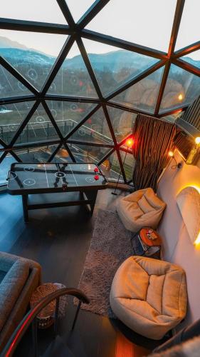 Χώρος καθιστικού στο Bubble Sky Villas Kosove