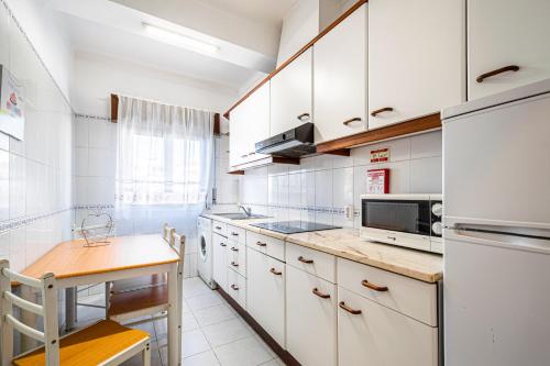 BeGuest Santa Eulália Apartment