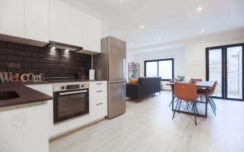 Perfectly Rentals ELIZA by United Renters