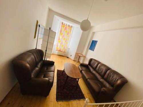 Wohnung, 2 Schlafzimmer, straßenseitig