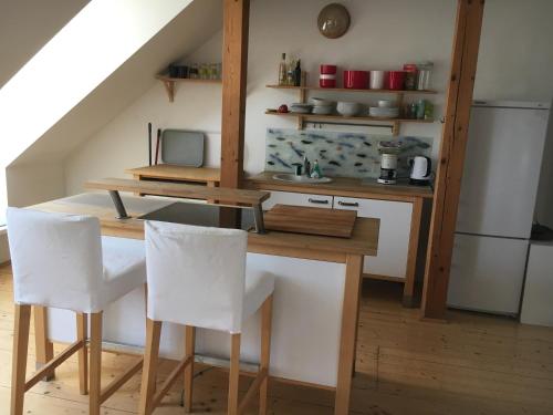Dachgeschosswohnung mit 2 Schlafzimmern