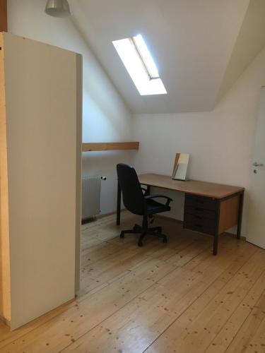 Dachgeschosswohnung mit 2 Schlafzimmern