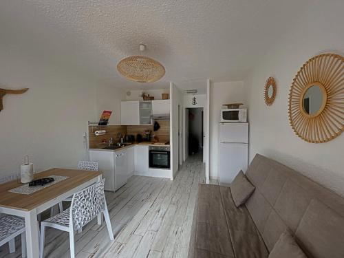 Appartement 4 personnes avec climatisation et parking aux Saintes-Maries-de-la-Mer - FR-1-475-182