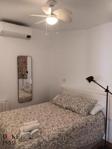 Francos Rodriguez2 Apartments
