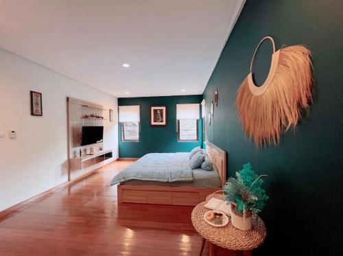 Postel nebo postele na pokoji v ubytování Vimalla Hills, Soekma 3BR Private pool Villa