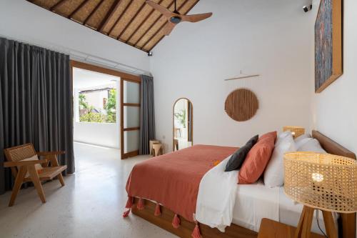 Ένα ή περισσότερα κρεβάτια σε δωμάτιο στο Villa Mandara Double Six