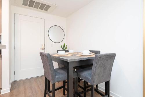 Hollywood Apartment Near Walk of Fame photo 18