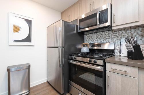 Hollywood Apartment Near Walk of Fame photo 25