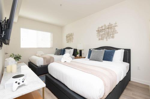Hollywood Apartment Near Walk of Fame photo 11