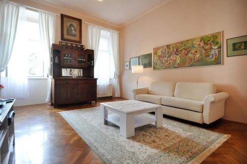 Amphiteater Art Apartman