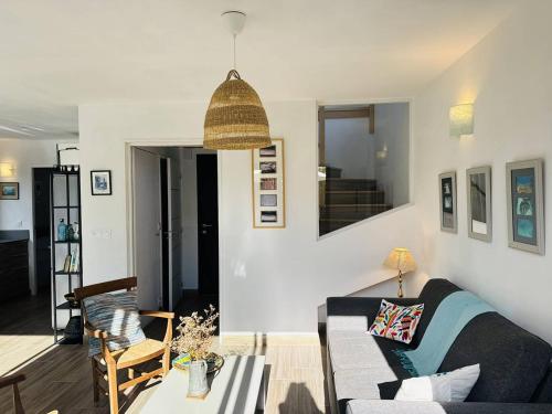 Photo de la galerie de l'établissement Ty Kerbihan, confortable maison au calme, 200m plage, à La Trinité-sur-Mer