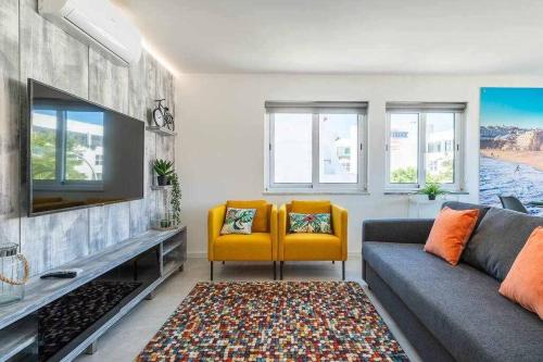 Central Town 2-Bedroom Apartment Albufeira