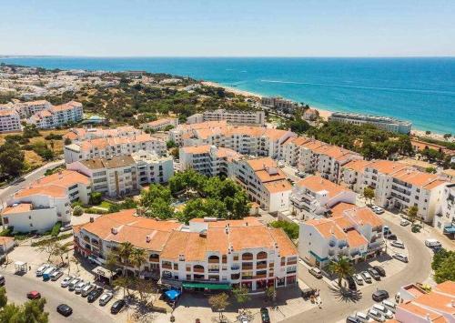 Central Town 2-Bedroom Apartment Albufeira