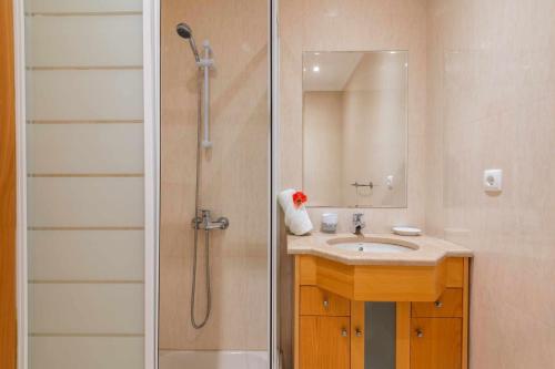Balaia Residense Penthouse 2 Bedroom Apartment with Pool