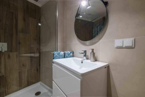 Downtown Albufeira 3-Bedroom Luxury Apartment